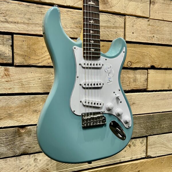 PRS SE John Mayer Silver Sky Rosewood Fingerboard - Stone Blue - Angle 1