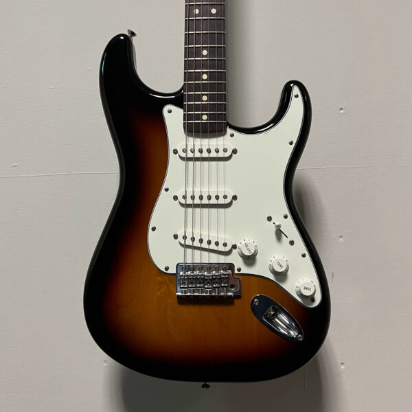 Fender Mexican Standard Stratocaster MIM 2012 (Pre-Owned) - Sunburst - Body