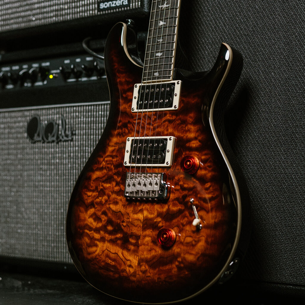 PRS SE Custom 24 Quilt Electric Guitar - Black Gold Burst - Promo 2