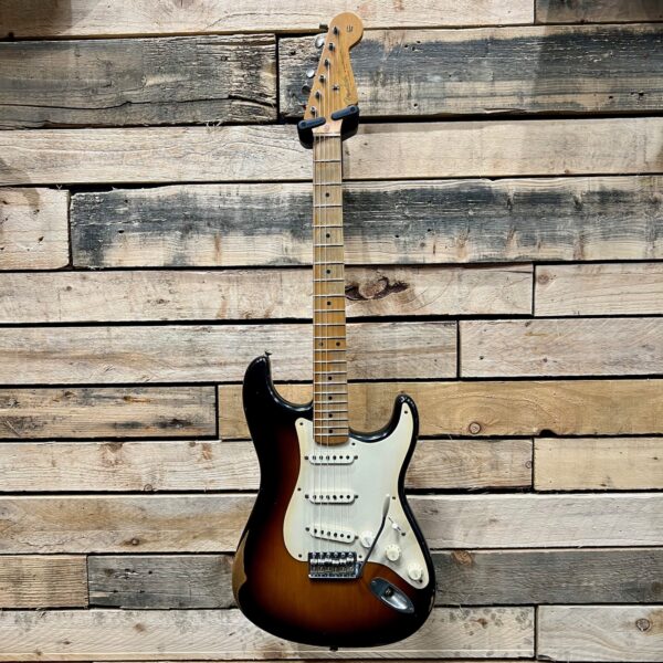 Fender Road Worn 50s Stratocaster (Pre-Owned) - 2-Colour Sunburst - Front