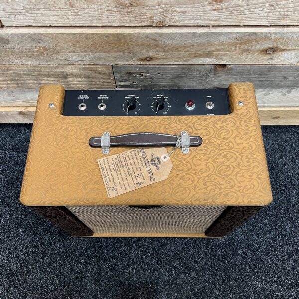 Fender Ramparte Pawn Shop Series 9W 1x12 Combo Valve Amp (Pre-Owned) - Controls