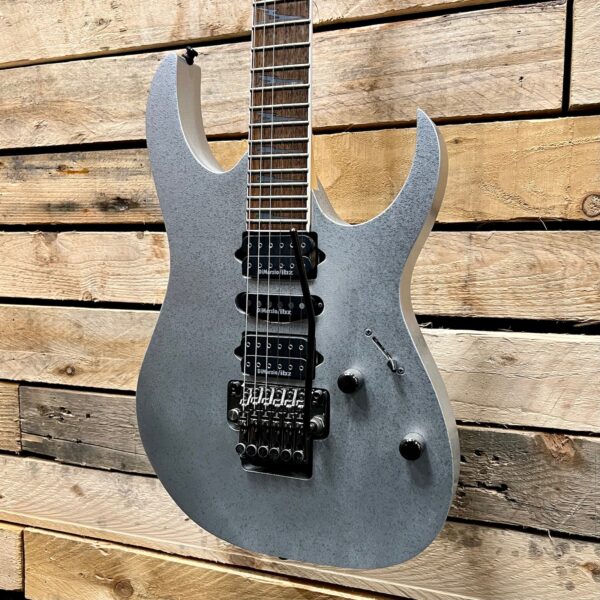 Ibanez RG2570Z Prestige Collection (Pre-Owned) - Vital Silver - Angle 2