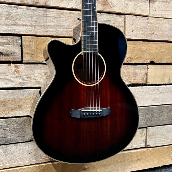 Tanglewood TW4 E AVB LH Left-Handed Electro-Acoustic Guitar (B Stock) - Angle 1